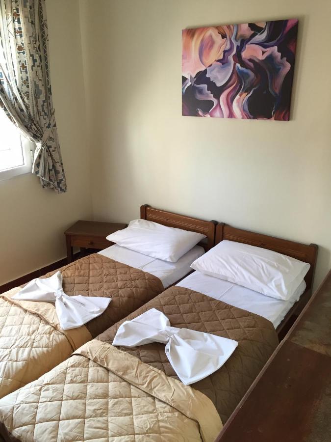 Toulipa Rooms Agia Ermioni Eksteriør bilde